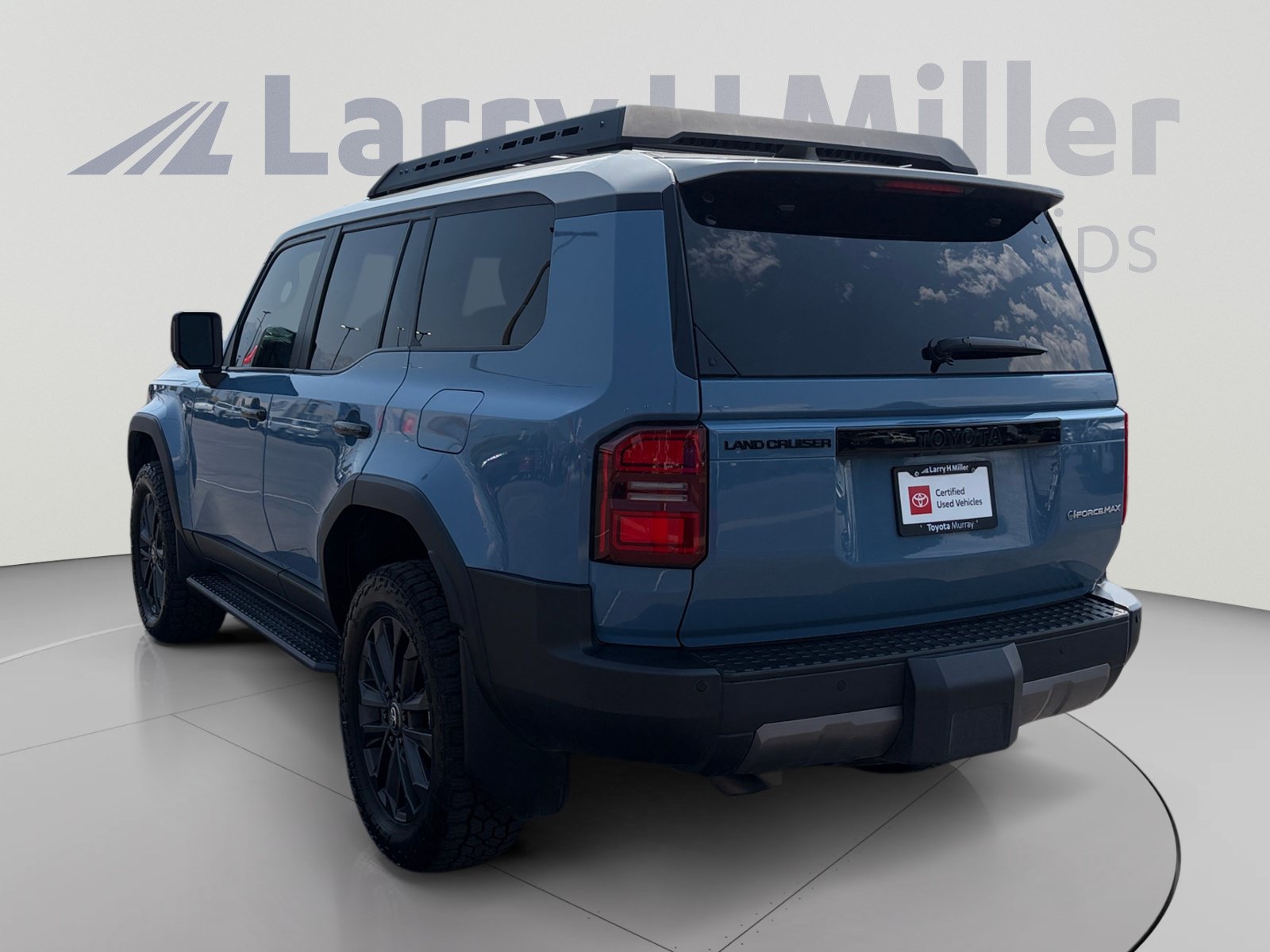 Used 2025 Toyota Land Cruiser w/ Premium Package AWD/4WD image 3