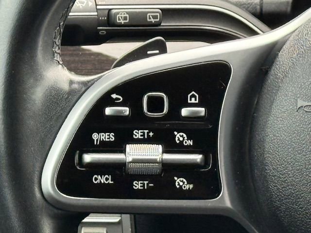 Used 2020 Mercedes-Benz GLE 350 4MATIC w/ Premium Package image 27