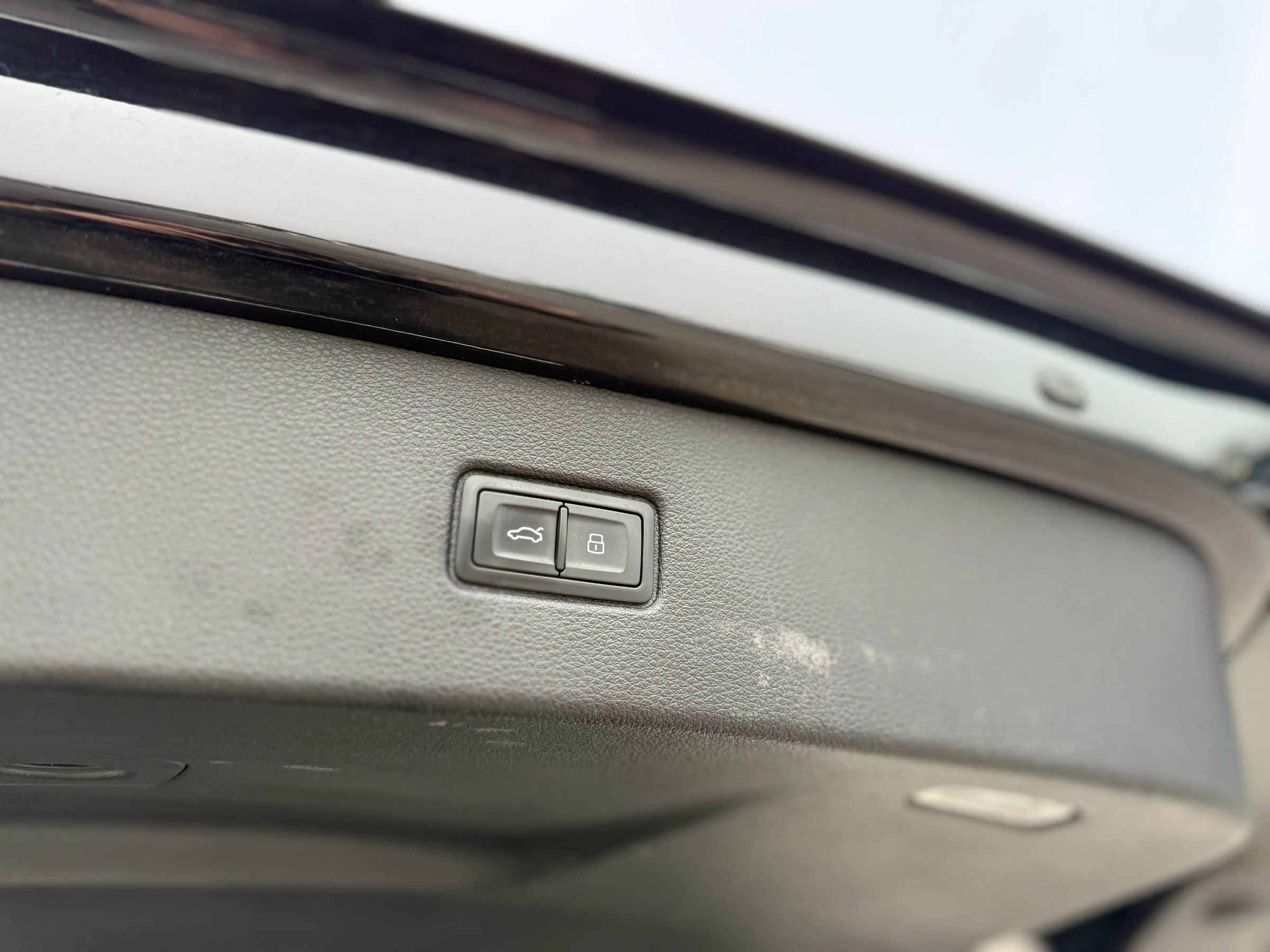 Used 2018 Audi Q7 3.0T Prestige w/ Prestige Package image 12