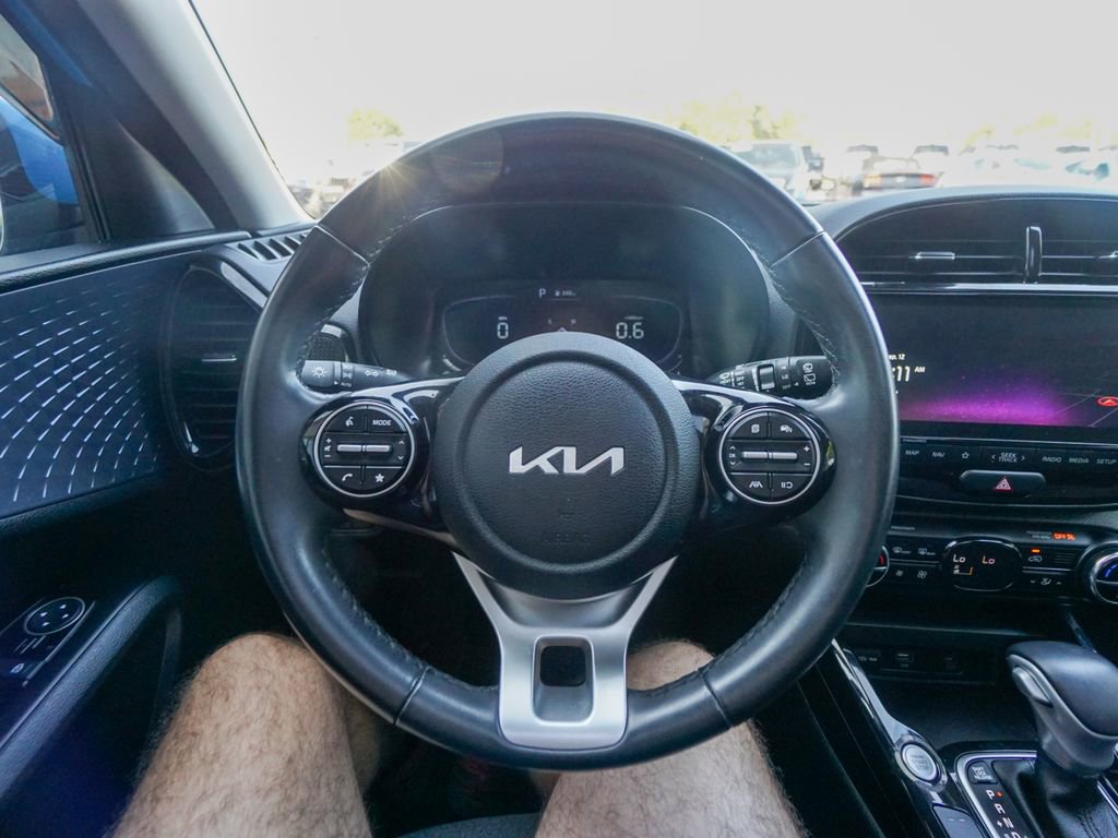Used 2023 Kia Soul EX image 19