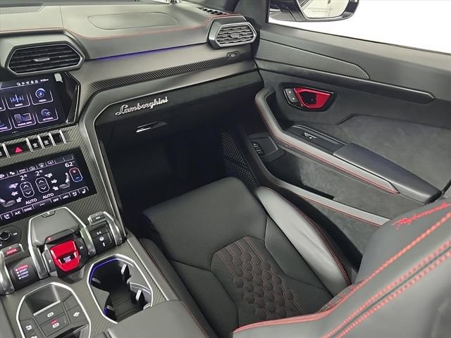 Used 2024 Lamborghini Urus Performante image 26