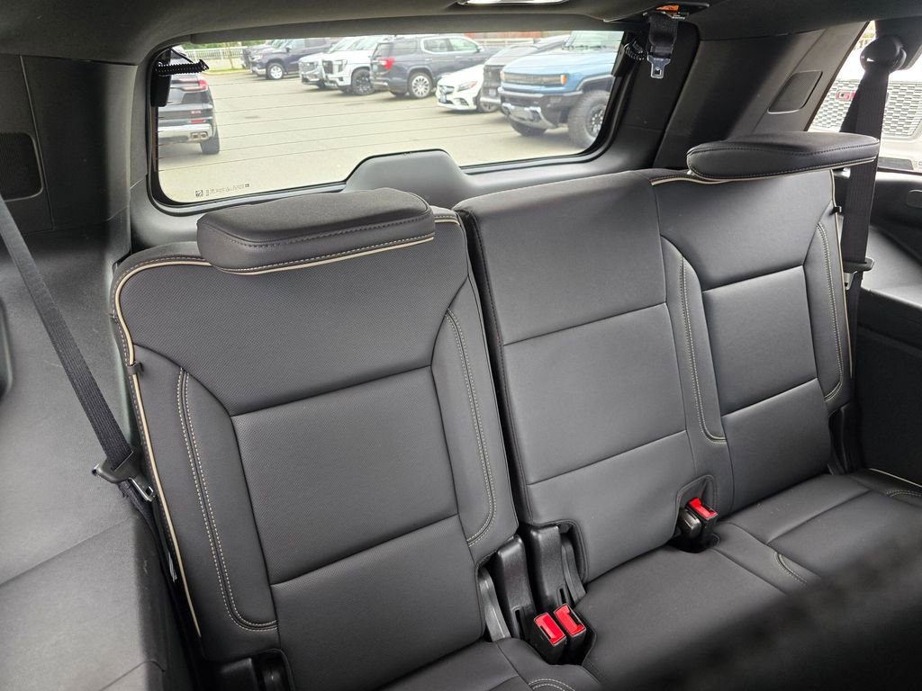 Used 2024 Chevrolet Tahoe Premier image 15