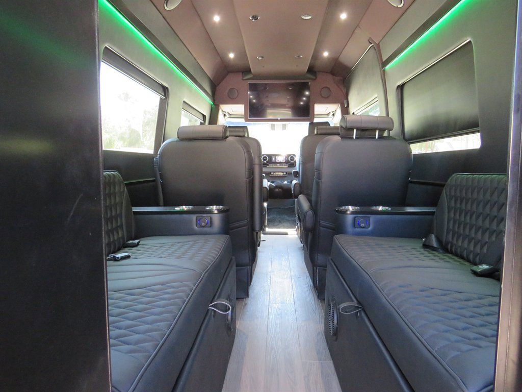 Used 2022 Mercedes-Benz Sprinter 4500 w/ Parking Package image 1