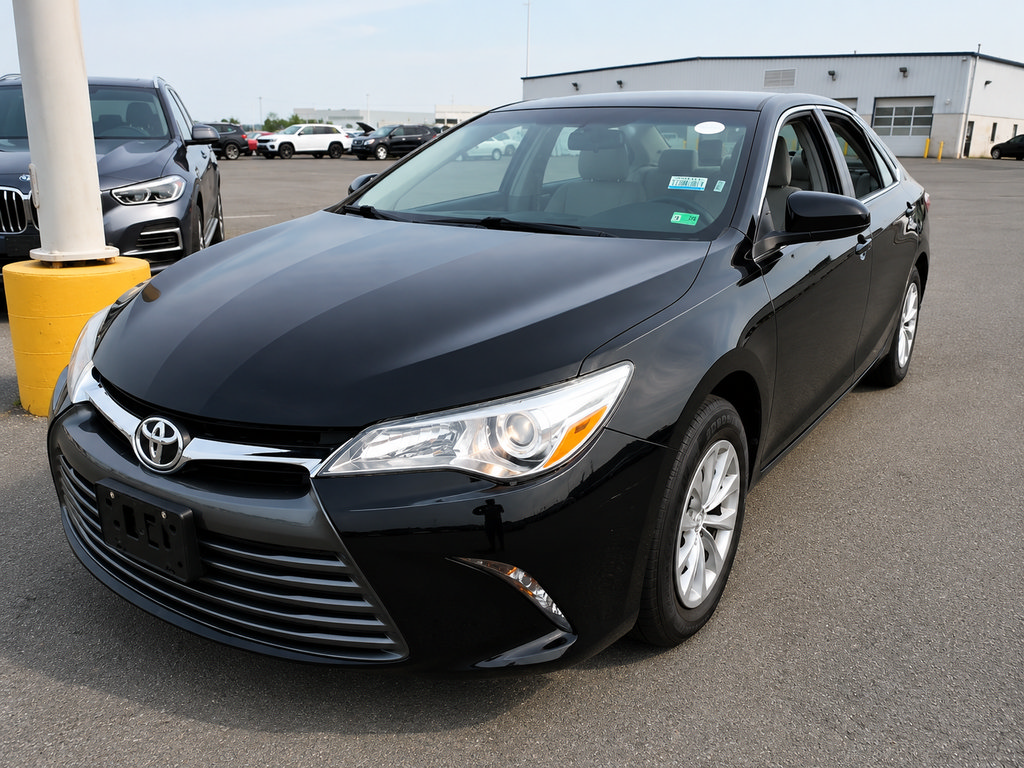 Used 2017 Toyota Camry LE