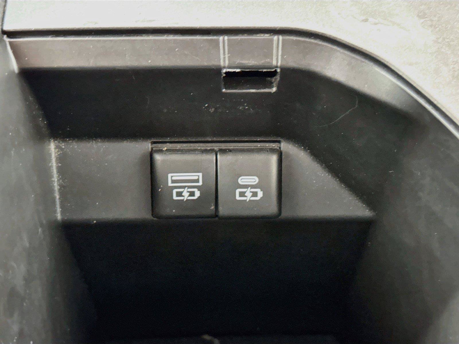 Certified 2024 Toyota Camry SE FWD image 33
