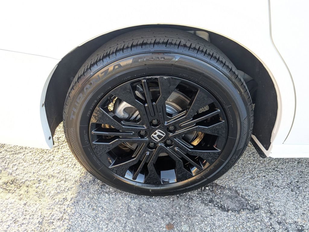 Used 2025 Honda Odyssey Sport-L image 33