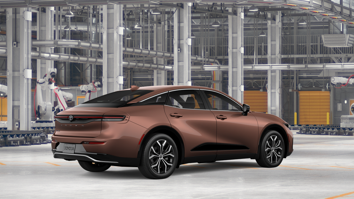 New 2027 Toyota Crown AWD/4WD image 12