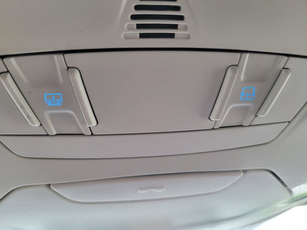 Used 2019 Ford Escape SEL image 37