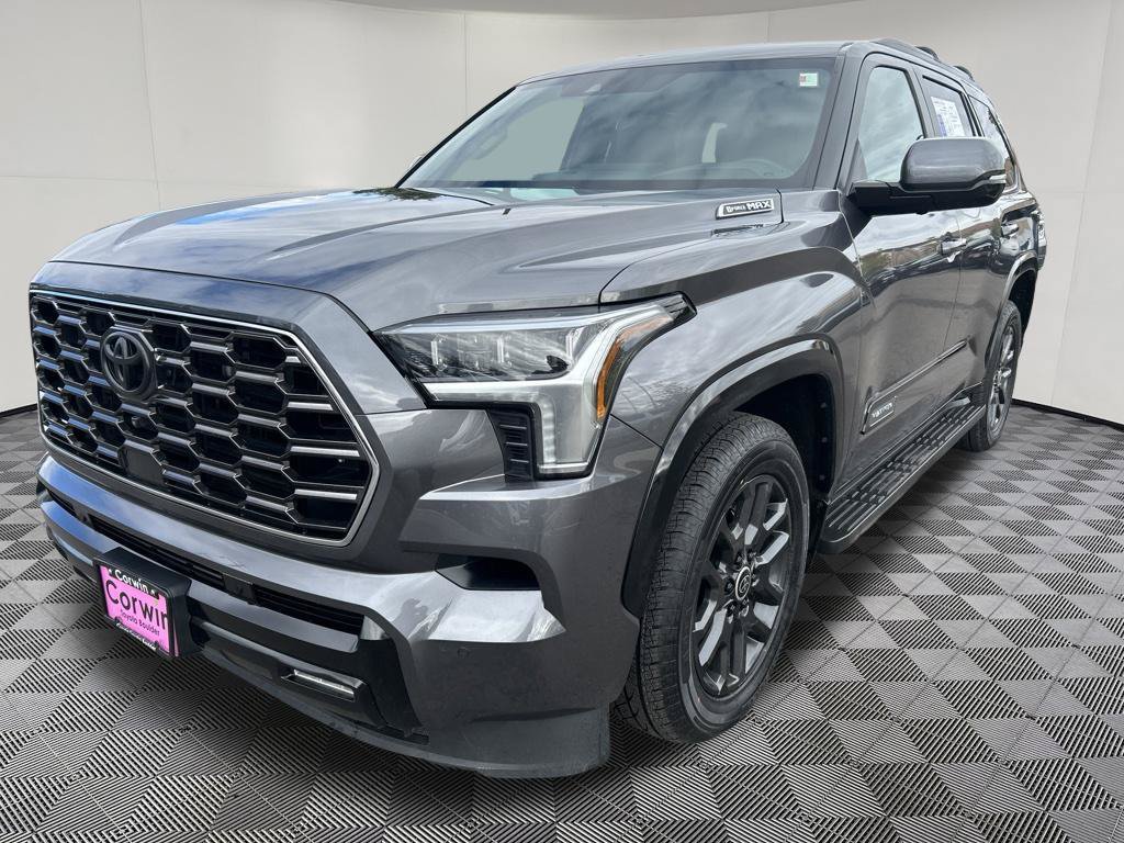 Used 2024 Toyota Sequoia Platinum AWD/4WD image 3