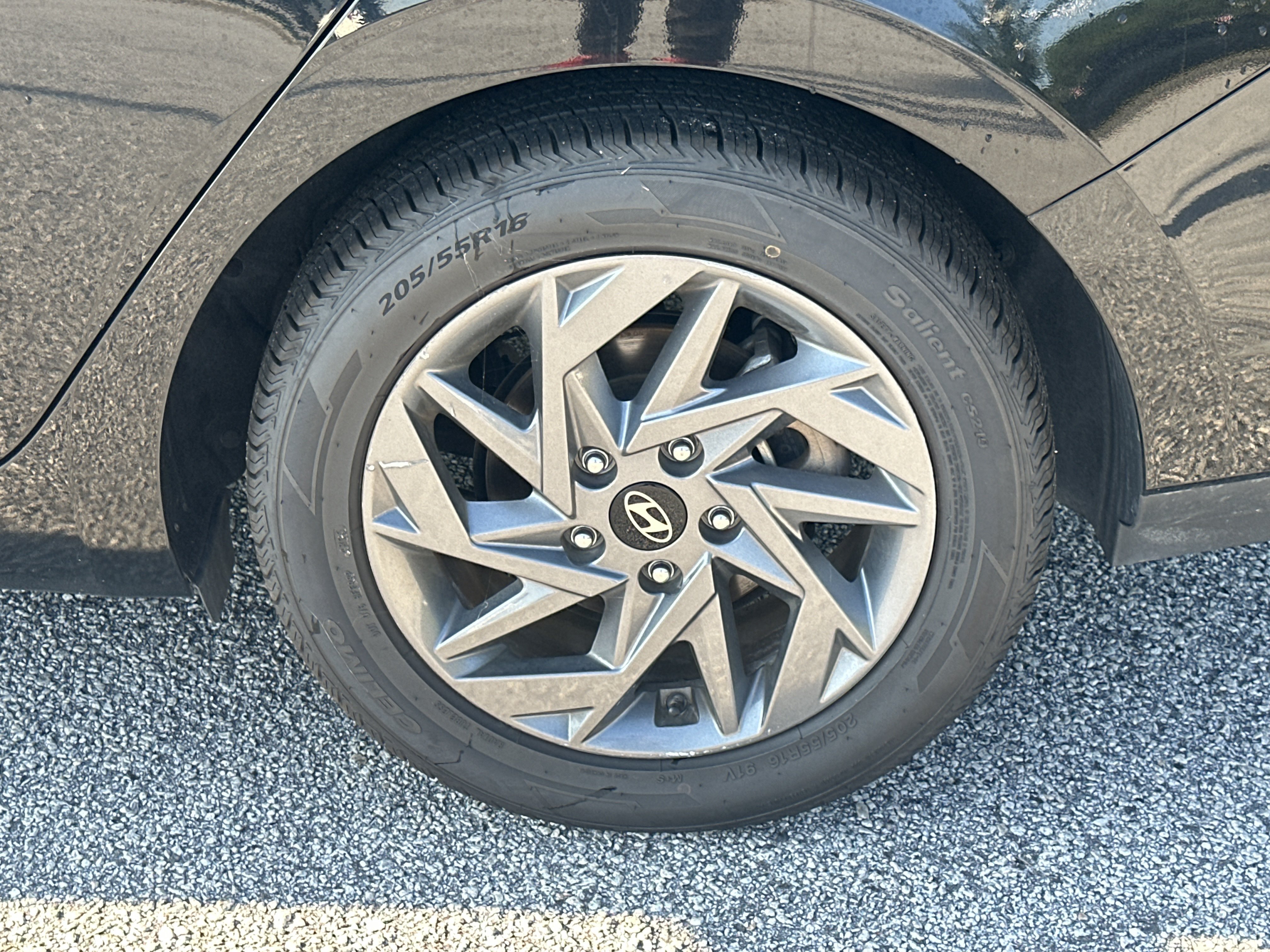 Used 2024 Hyundai Elantra SEL FWD image 19