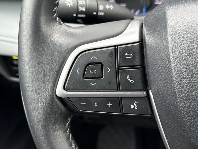 Used 2024 Toyota Highlander XLE image 25
