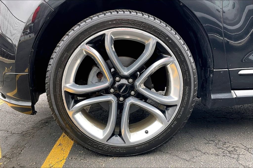 Used 2013 Ford Edge Sport w/ Driver Entry Pkg image 8