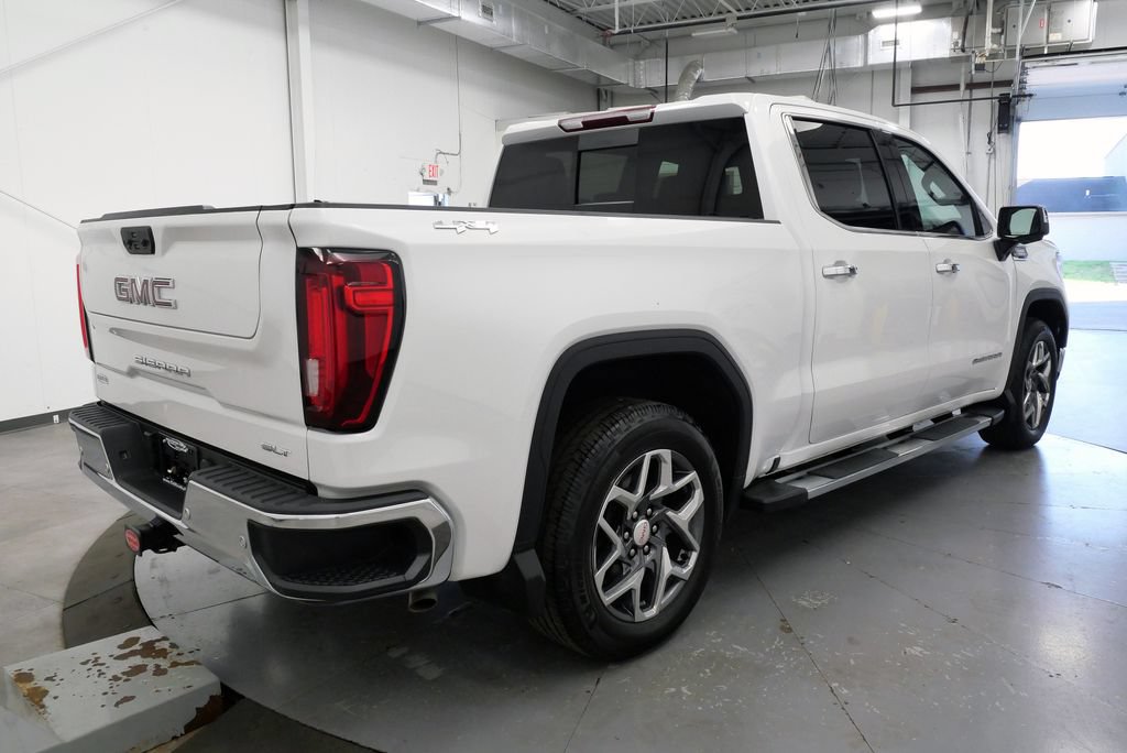 Used 2023 GMC Sierra 1500 SLT w/ SLT Premium Plus Package AWD/4WD image 7