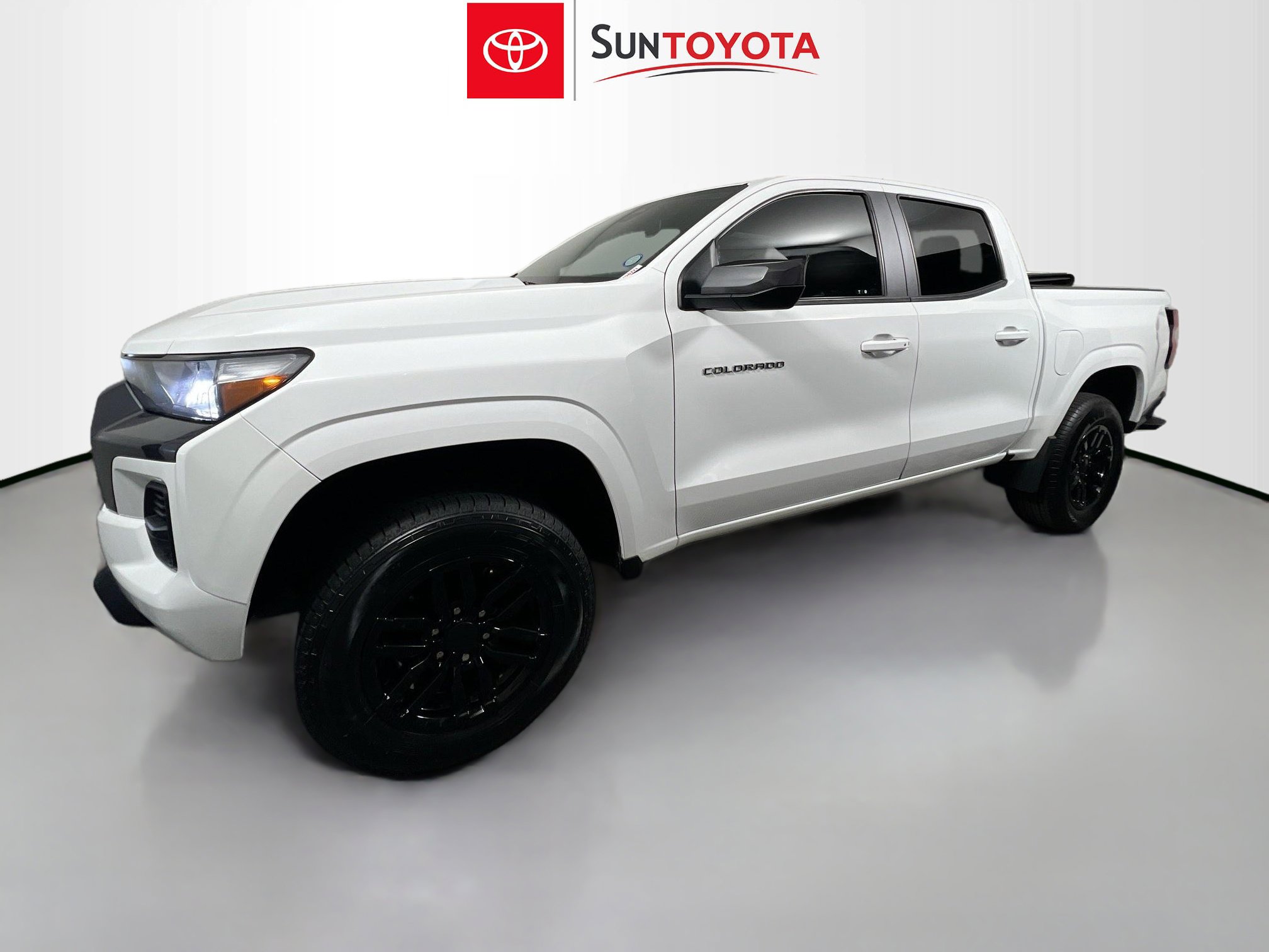 Used 2023 Chevrolet Colorado LT w/ LT Convenience Package image 9