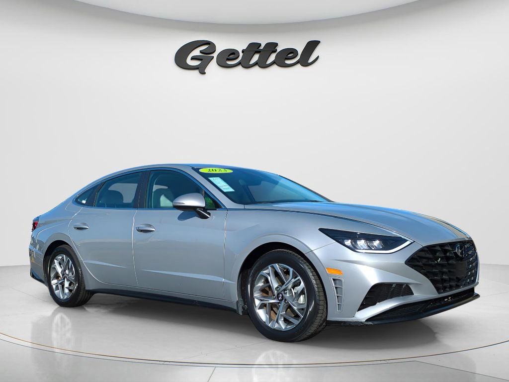Certified 2023 Hyundai Sonata SEL image 2