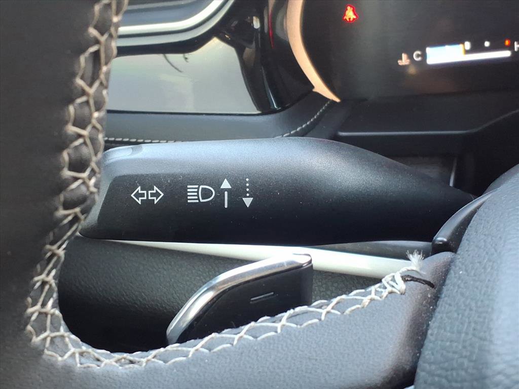 Used 2023 Jeep Grand Cherokee L Limited w/ Black Appearance Package image 25