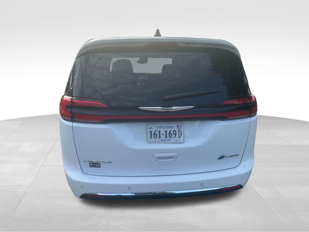 Used 2022 Chrysler Pacifica Touring-L FWD image 21