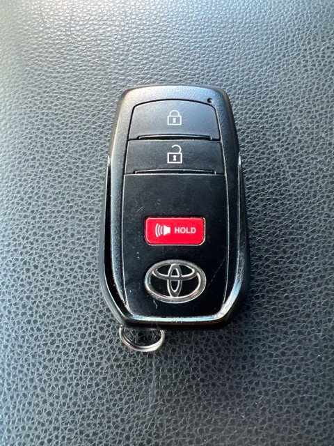 Used 2025 Toyota Tacoma TRD Off-Road AWD/4WD image 39
