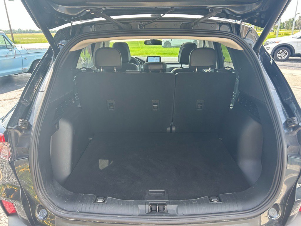 Used 2022 Ford Escape Titanium w/ Class II Trailer Tow Package image 7