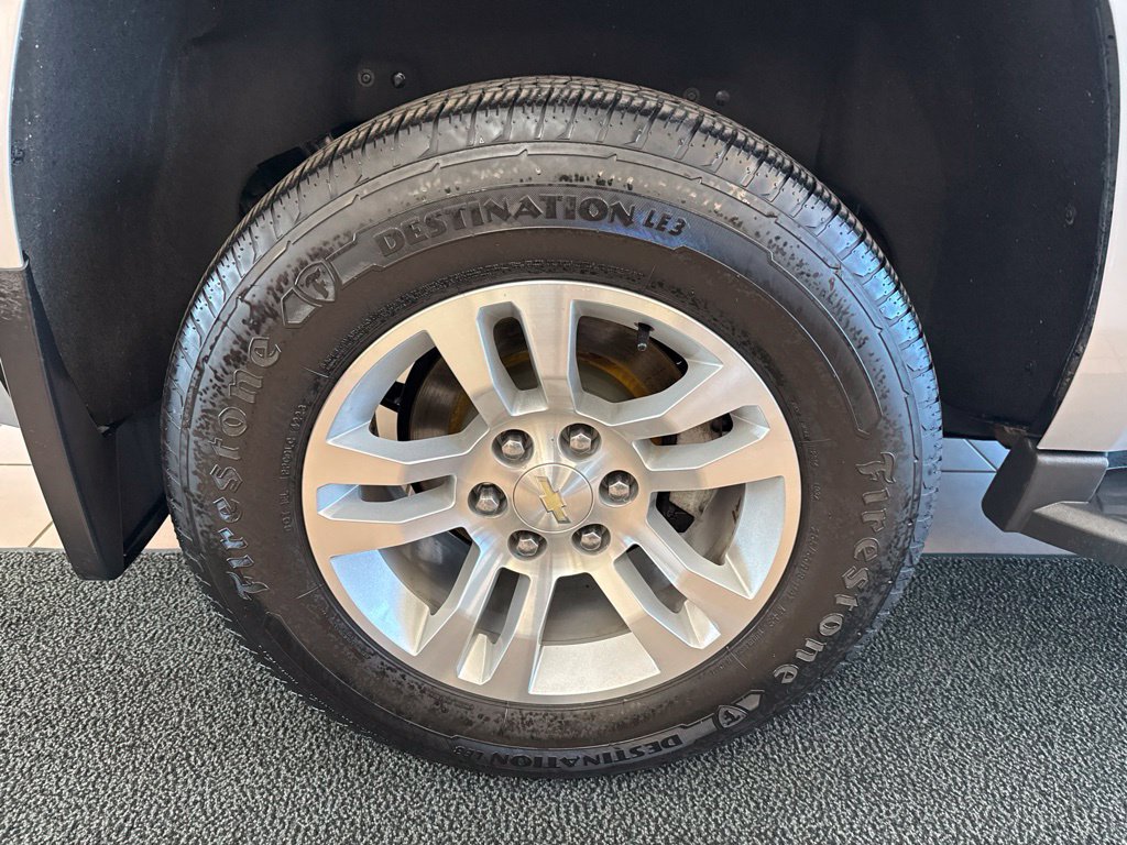 Used 2019 Chevrolet Tahoe LT w/ Luxury Package AWD/4WD image 35