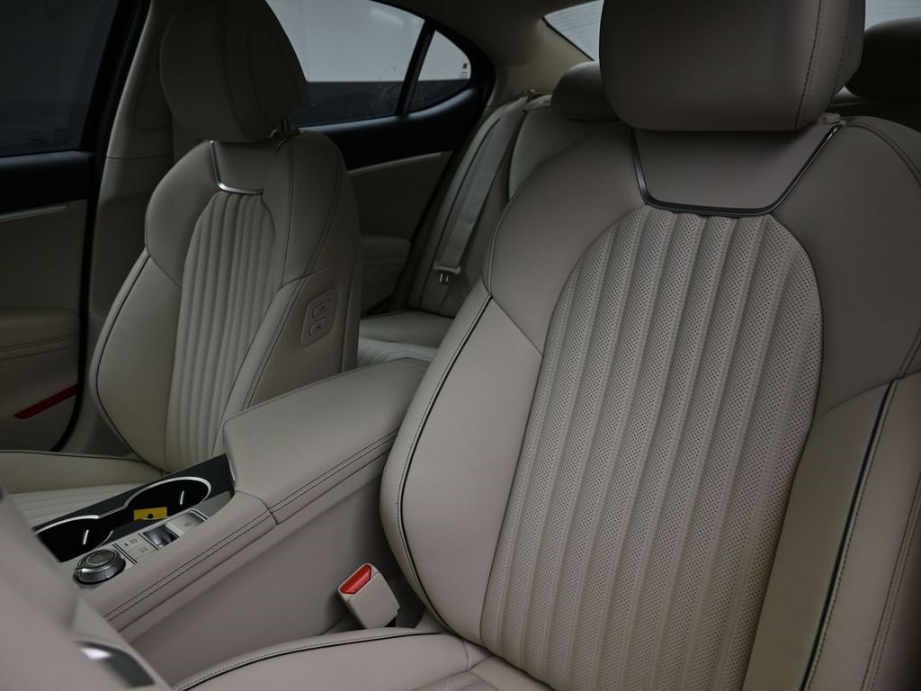 New 2026 Genesis G70 2.5T Prestige image 24