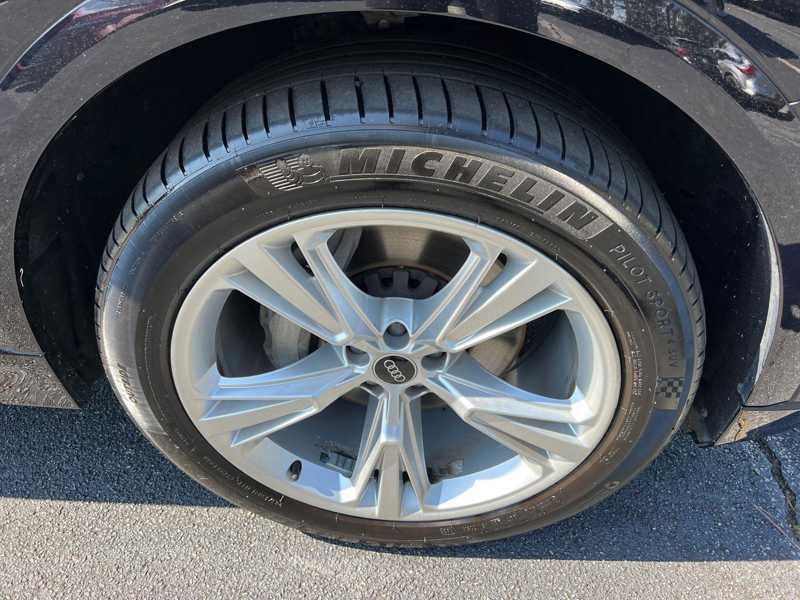 Used 2021 Audi Q8 Premium Plus w/ Premium Plus Package image 13