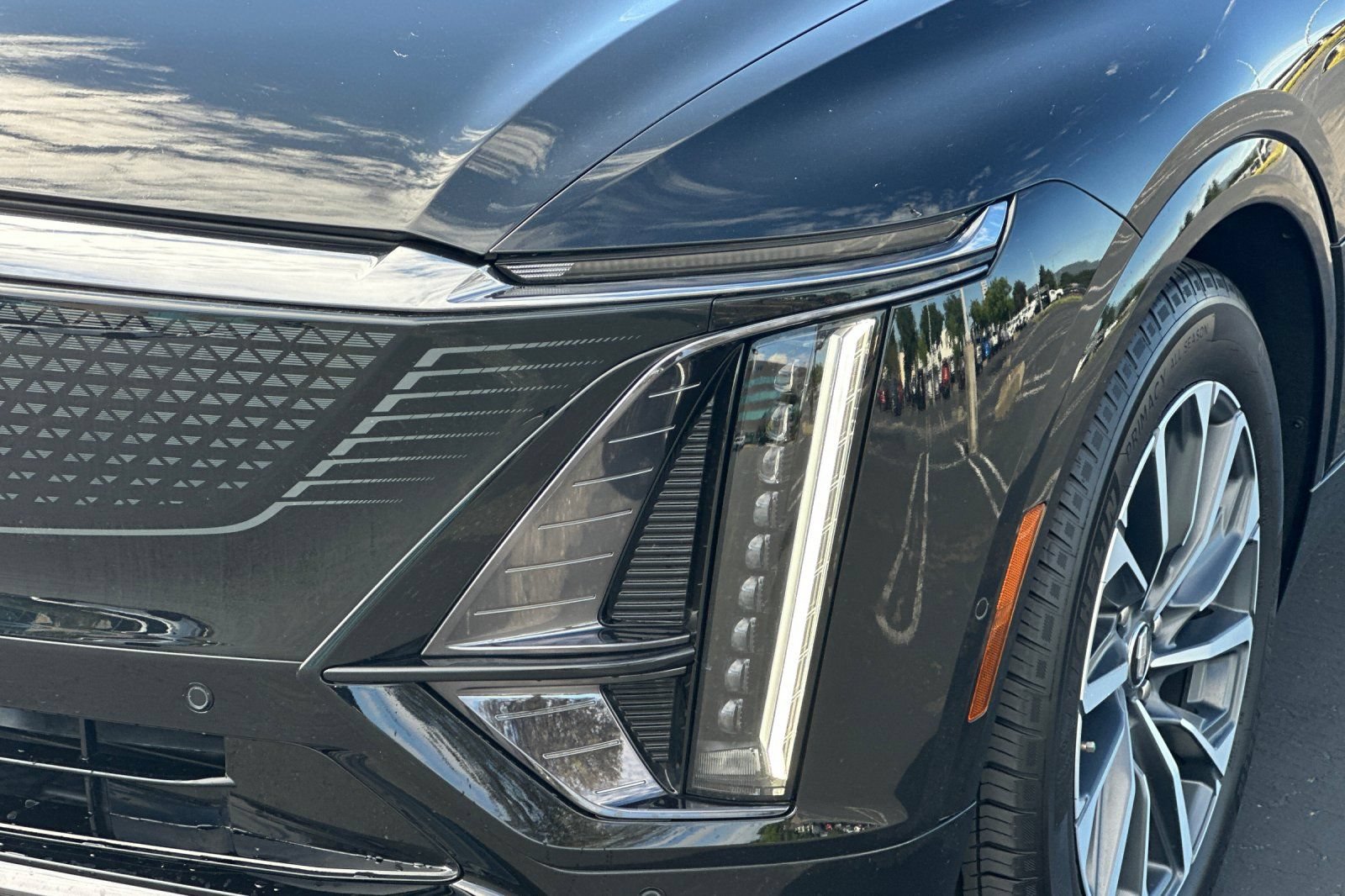 Certified 2024 Cadillac Lyriq Sport RWD image 51
