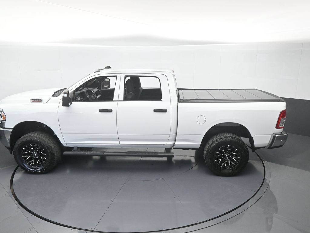 Used 2024 RAM 2500 Tradesman w/ Chrome Appearance Group AWD/4WD image 44