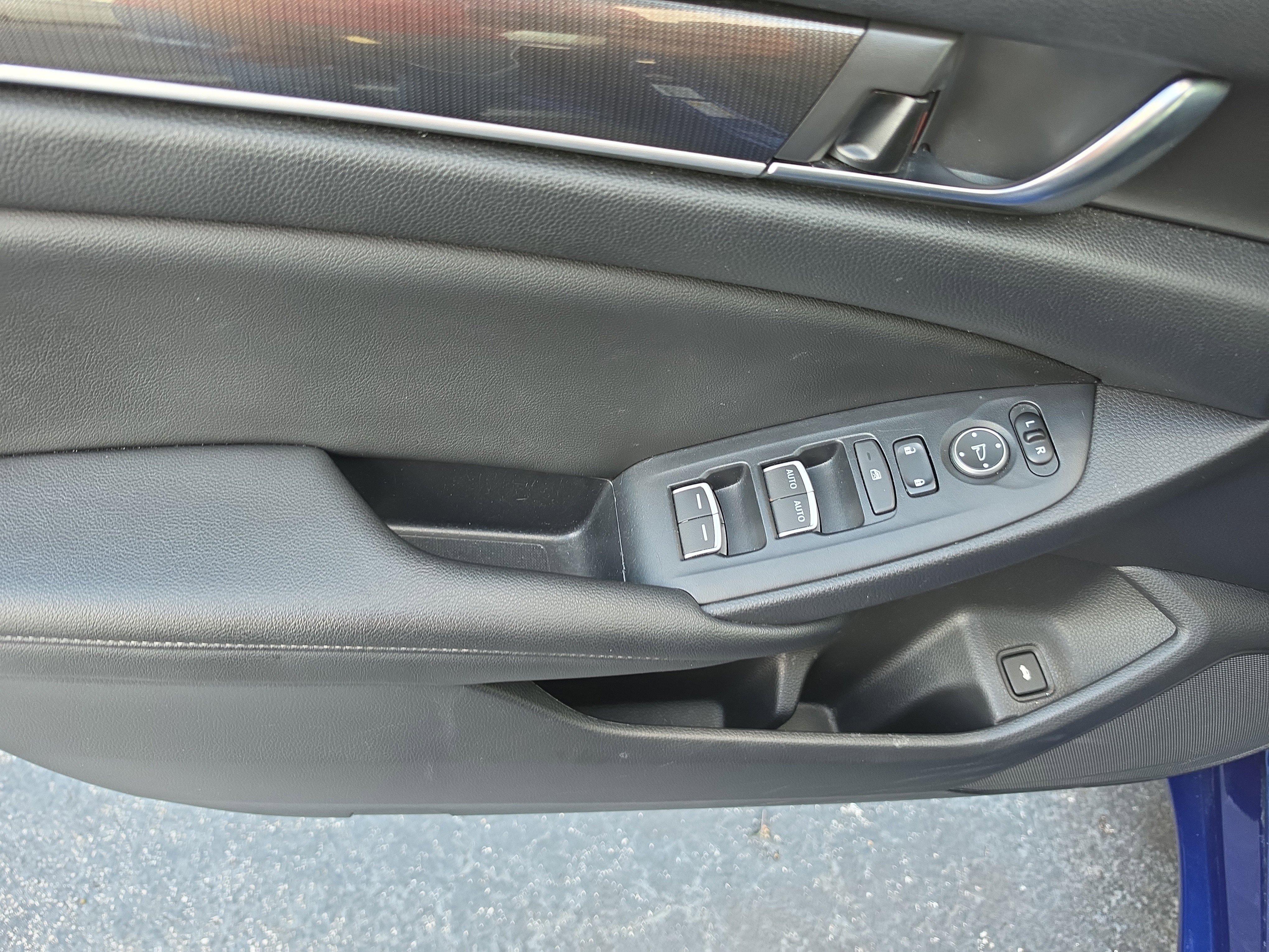 Used 2020 Honda Accord Sport image 17
