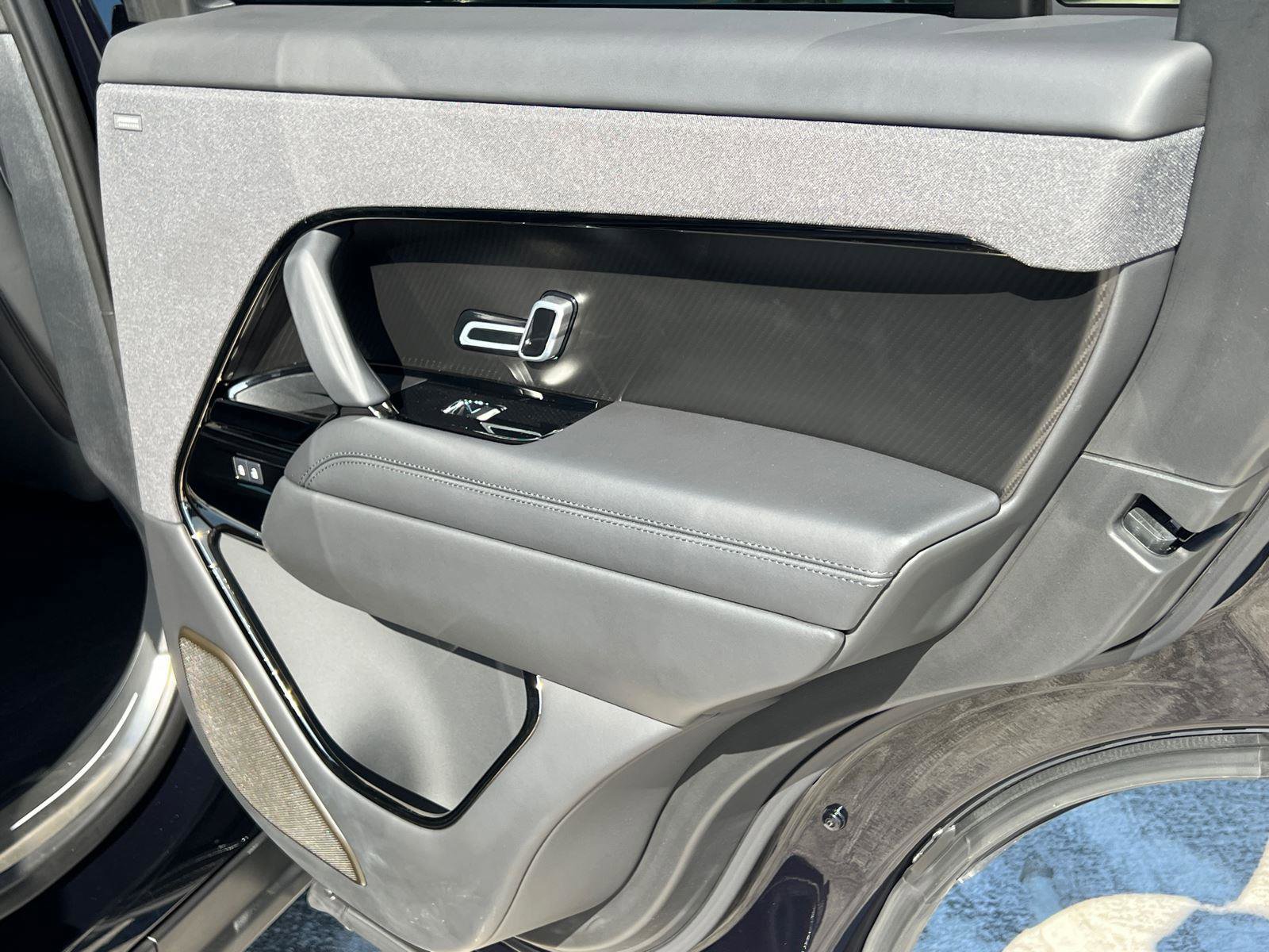 Used 2025 Land Rover Range Rover Sport SV Edition Two AWD/4WD image 16