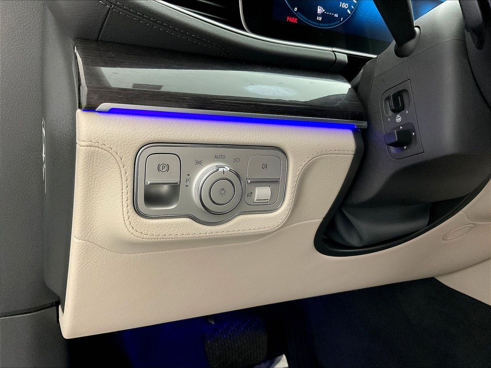 Certified 2020 Mercedes-Benz GLE 580 4MATIC image 39