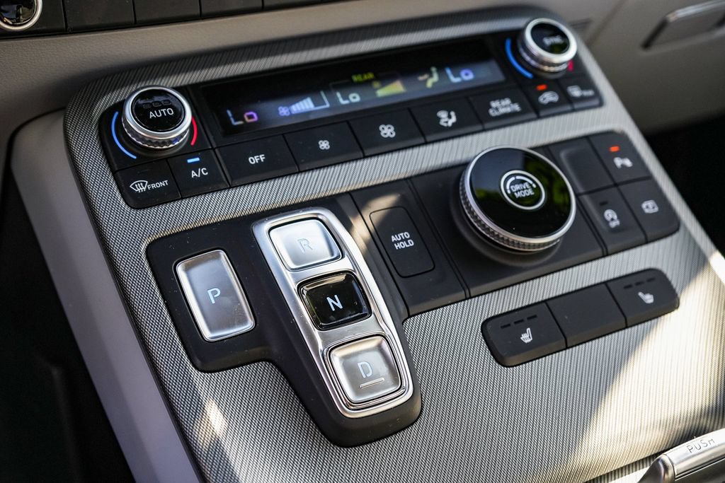 Used 2025 Hyundai Palisade SEL FWD image 18