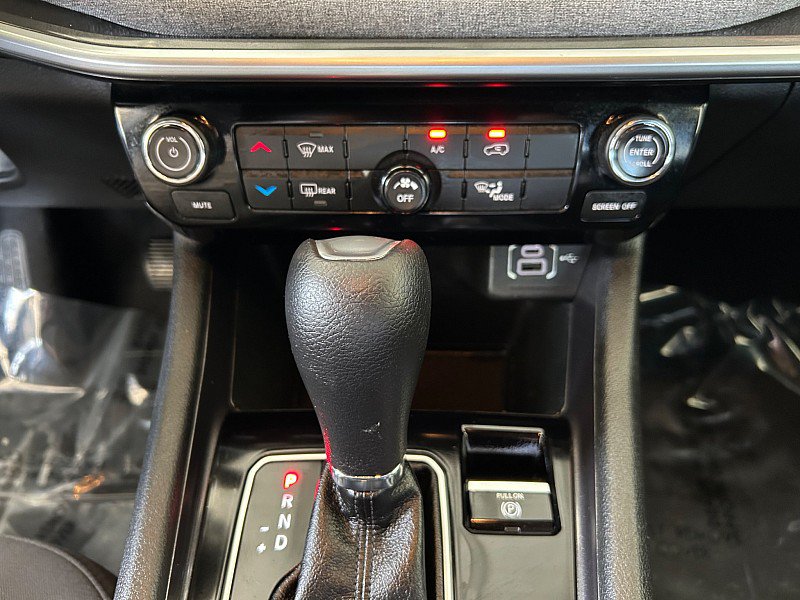 Used 2025 Jeep Compass Sport AWD/4WD image 24