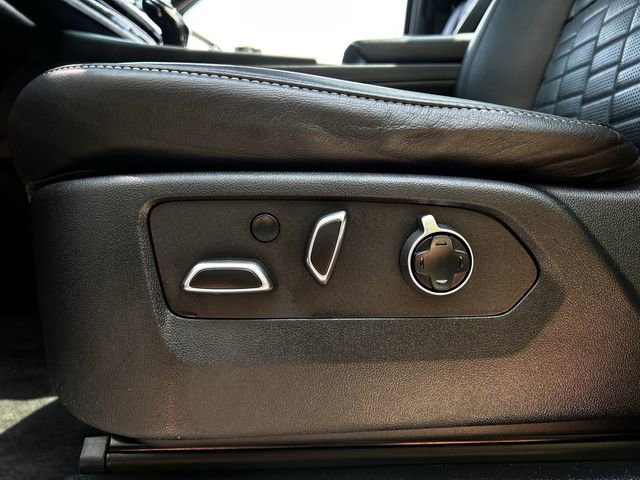 Used 2023 Cadillac Escalade ESV Sport Platinum image 27
