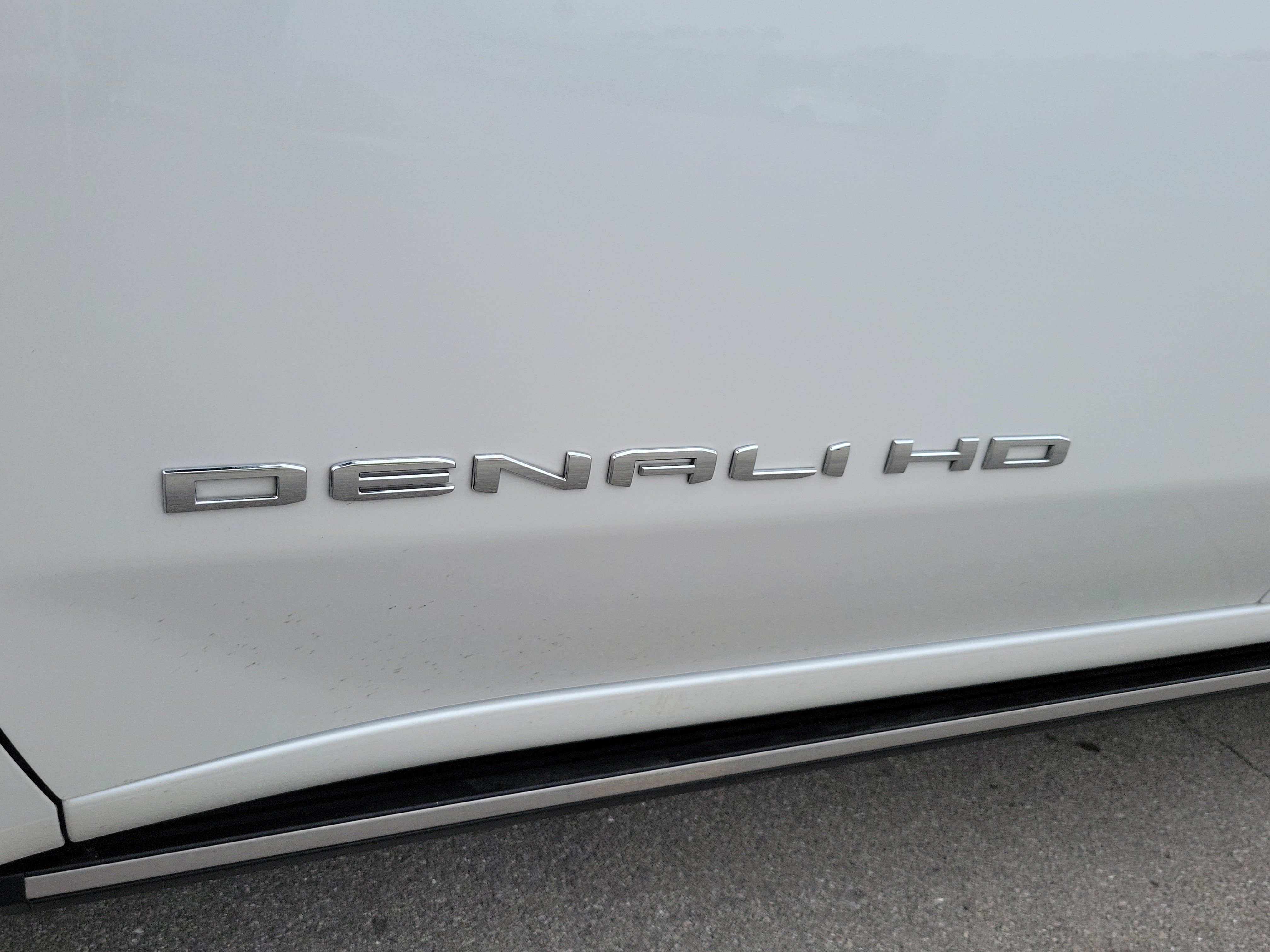 Used 2025 GMC Sierra 2500 Denali Ultimate AWD/4WD image 32