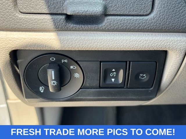 Used 2011 Ford Fusion SE w/ 202A Rapid Spec Order Code FWD image 25