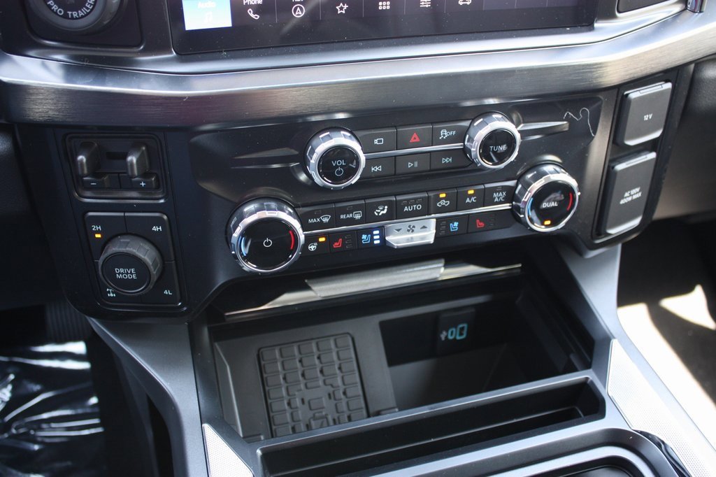 New 2025 Ford F350 Lariat w/ Lariat Ultimate Package image 28