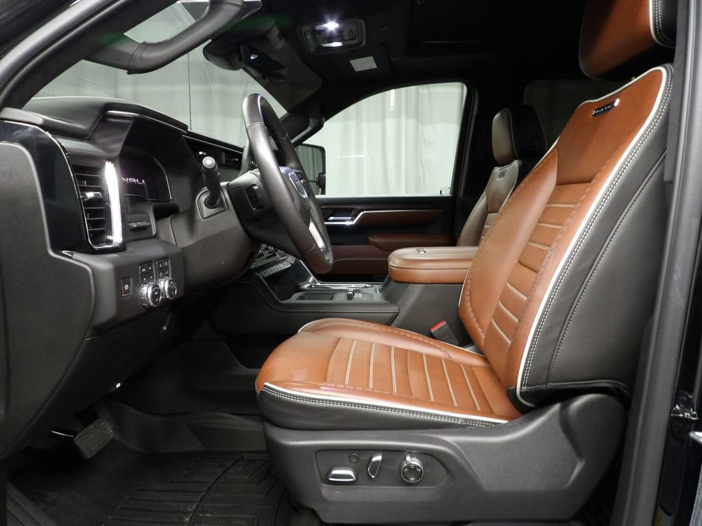 Used 2025 GMC Sierra 2500 Denali Ultimate AWD/4WD image 15
