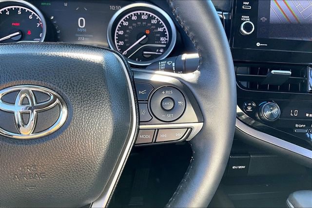Used 2024 Toyota Camry XLE w/ Navigation Package image 12