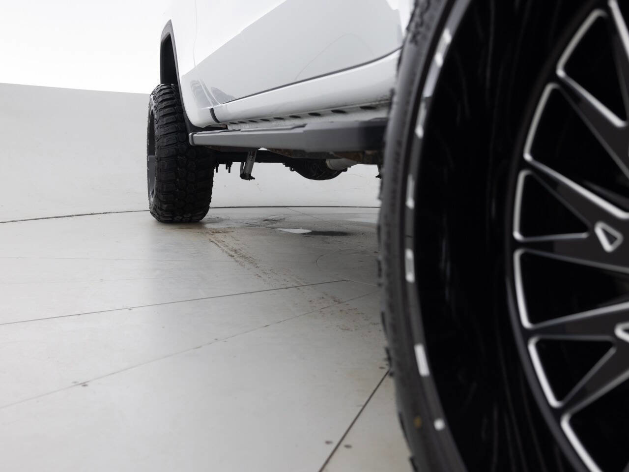 Used 2020 GMC Sierra 1500 Elevation image 21