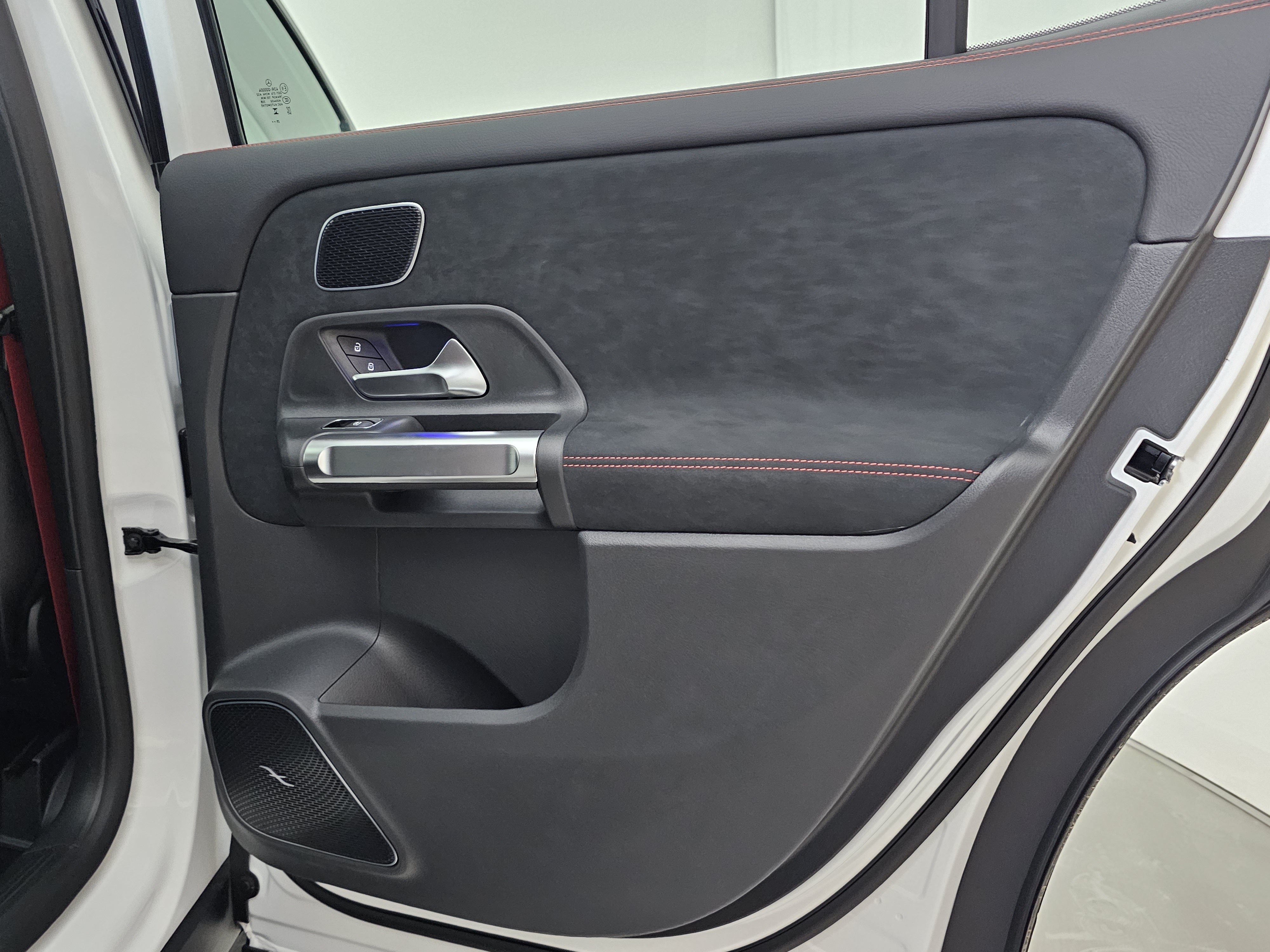 New 2026 Mercedes-Benz GLB 35 AMG 4MATIC image 29