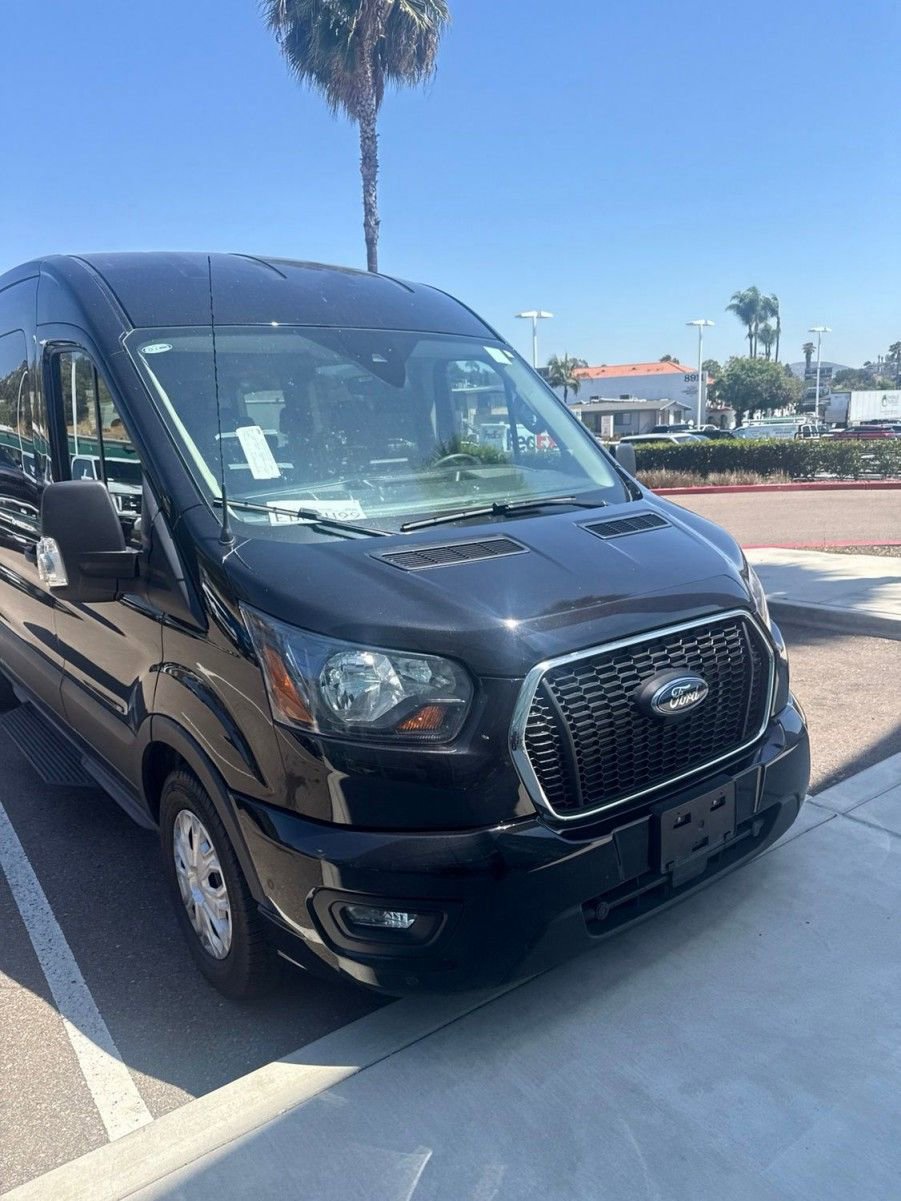 Certified 2025 Ford Transit 350 XLT RWD image 3