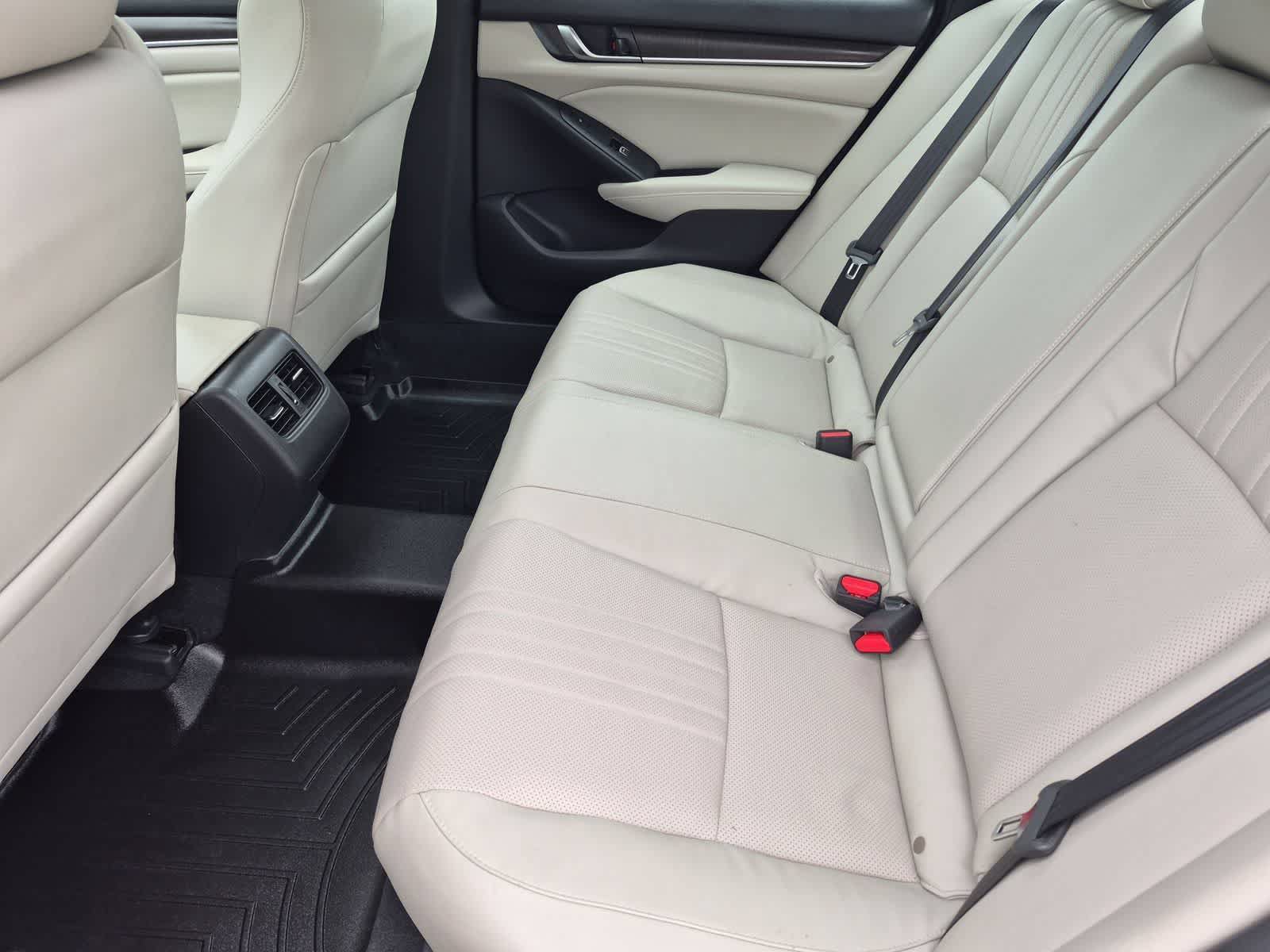 Used 2018 Honda Accord Touring image 20
