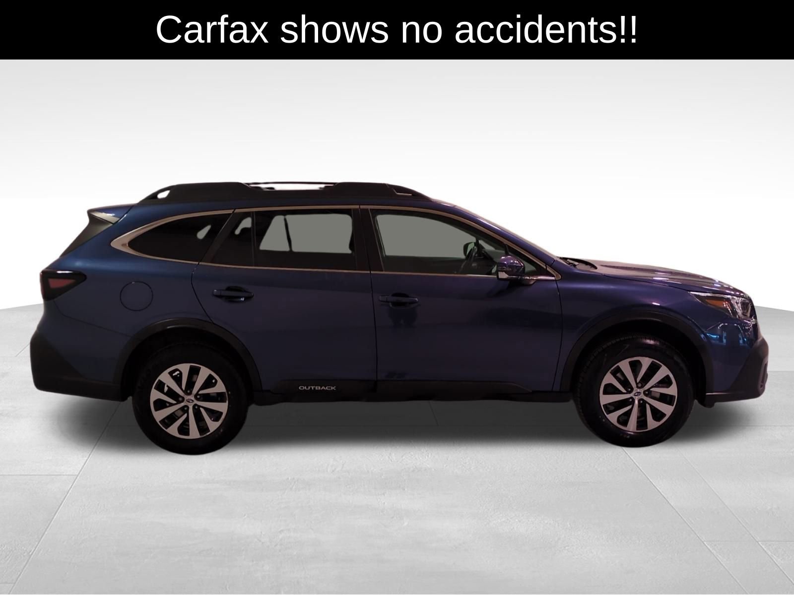 Certified 2022 Subaru Outback Premium image 2