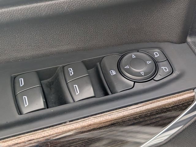 Used 2022 Chevrolet Silverado 2500 LT w/ Convenience Package image 12