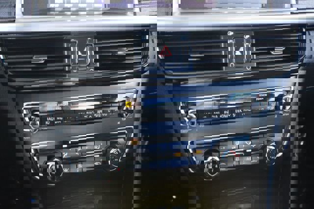 Used 2018 Kia Optima LX image 17