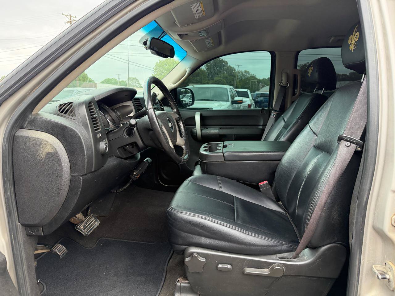 Used 2009 Chevrolet Silverado 1500 LT w/ Power Pack Plus AWD/4WD image 9