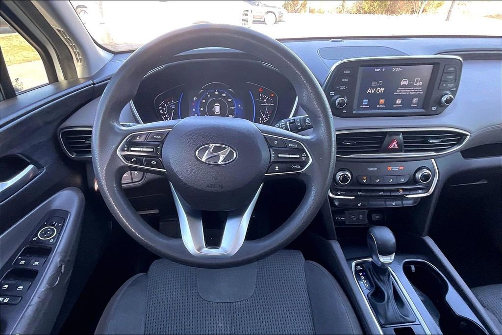 Used 2019 Hyundai Santa Fe SEL image 5