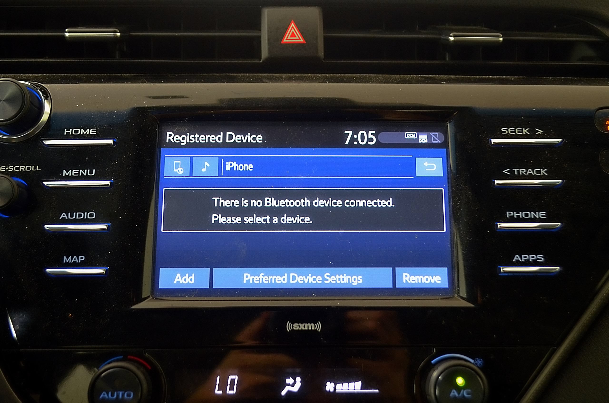 Used 2020 Toyota Camry SE FWD image 28