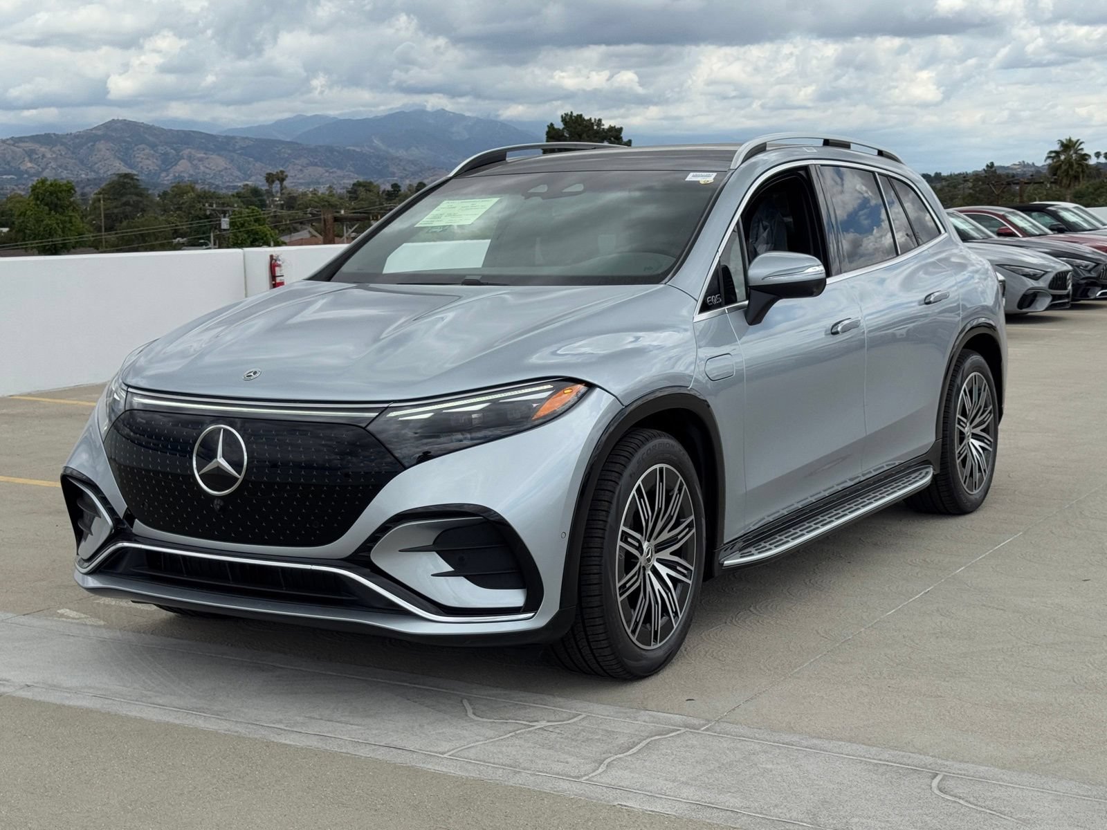 New 2026 Mercedes-Benz EQS 400 4MATIC SUV image 5